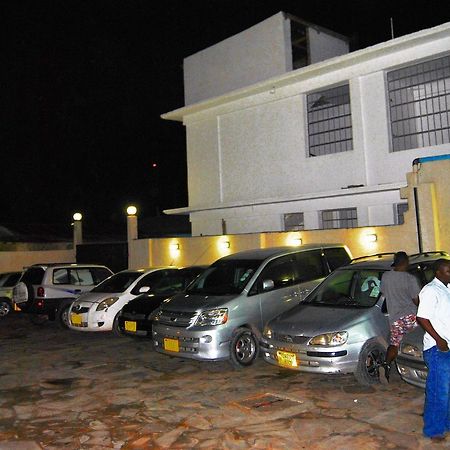 Best Point Hotel Dar es Salaam Exterior photo