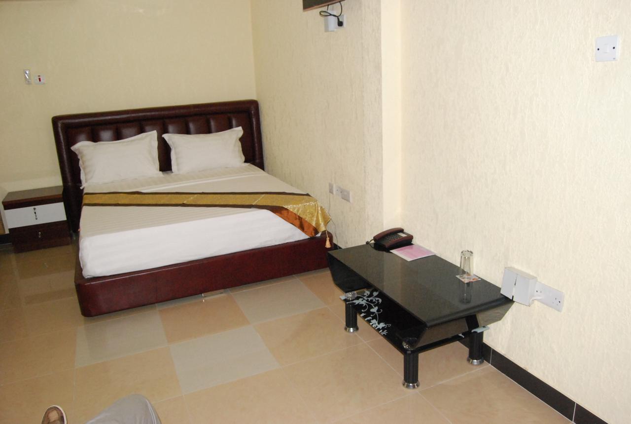 Best Point Hotel Dar es Salaam Exterior photo